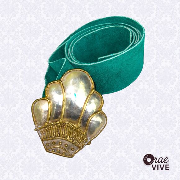 Vintage Boho Gold Shell Buckle Green Leather Statement Belt - Picture 2 of 5